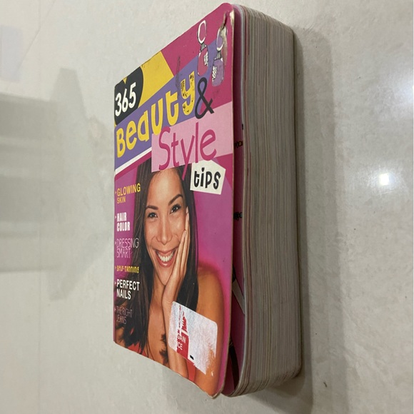 365 Beauty & Style Tips Book (Paperback, English) - Picture 3 of 5